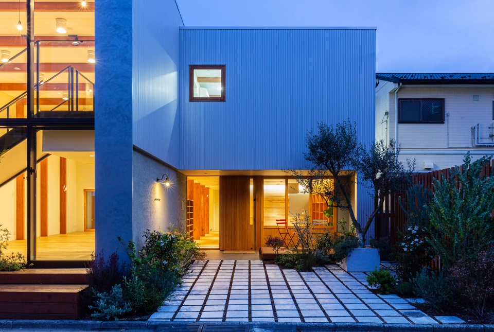 怎么突出幼兒園設(shè)計的特色？